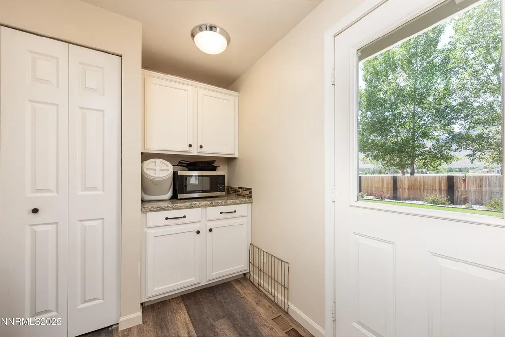 540 Upper Colony Wellington NV 89444