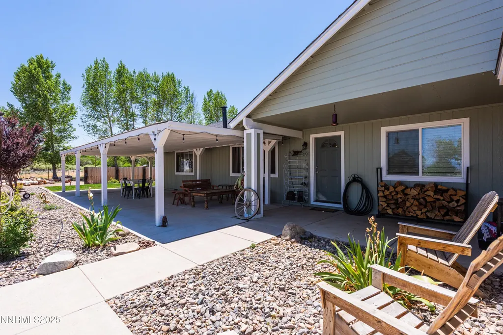 540 Upper Colony Wellington NV 89444