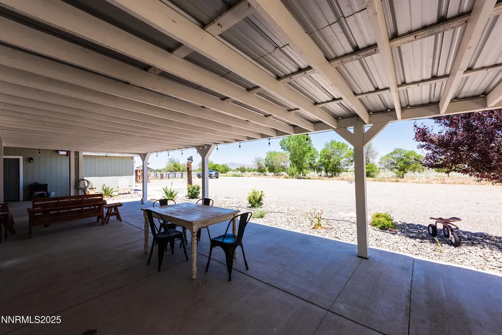 540 Upper Colony Wellington NV 89444