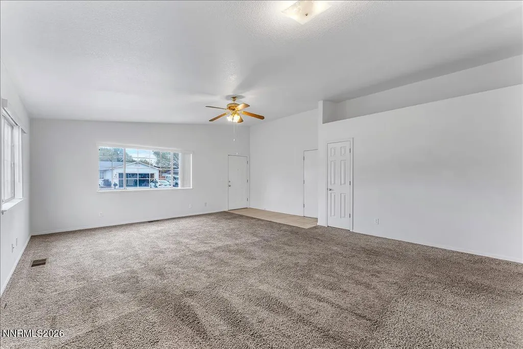 6390 Ottawa Sun Valley NV 89433