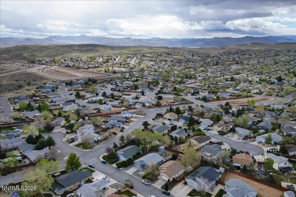 6390 Ottawa Sun Valley NV 89433