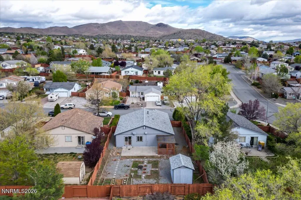 6390 Ottawa Sun Valley NV 89433