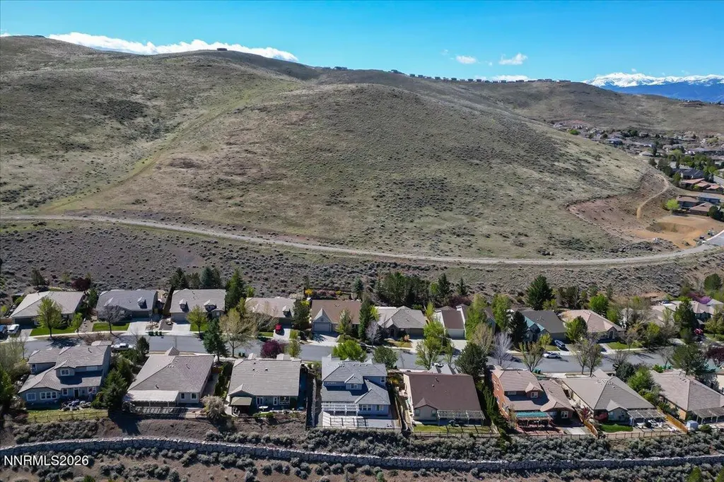 3142 Banestone Sparks NV 89436