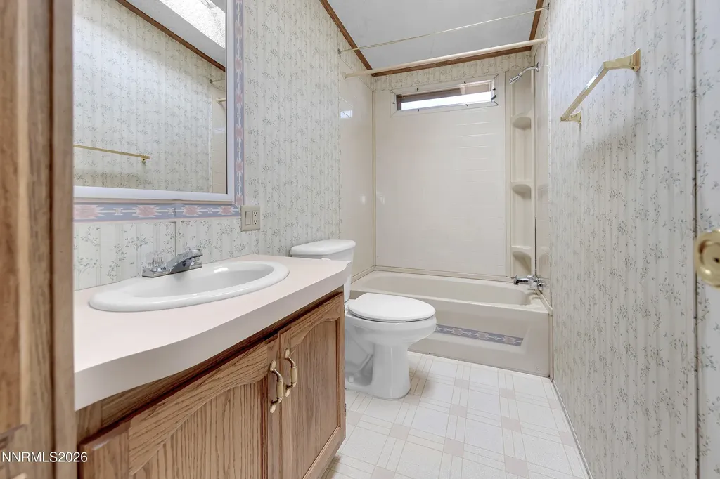5527 Yukon Sun Valley NV 89433