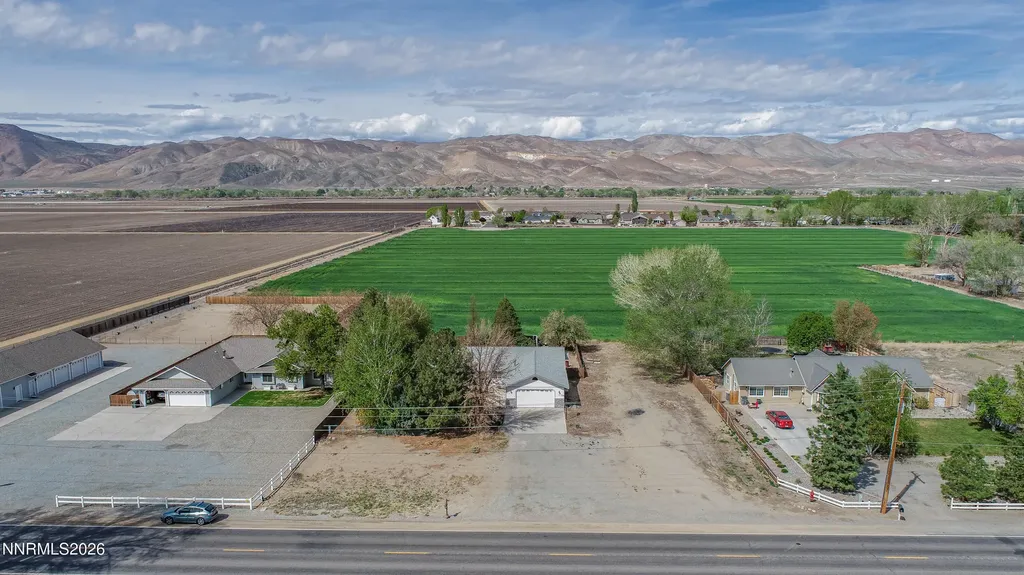 319 Nv-208 Yerington NV 89447