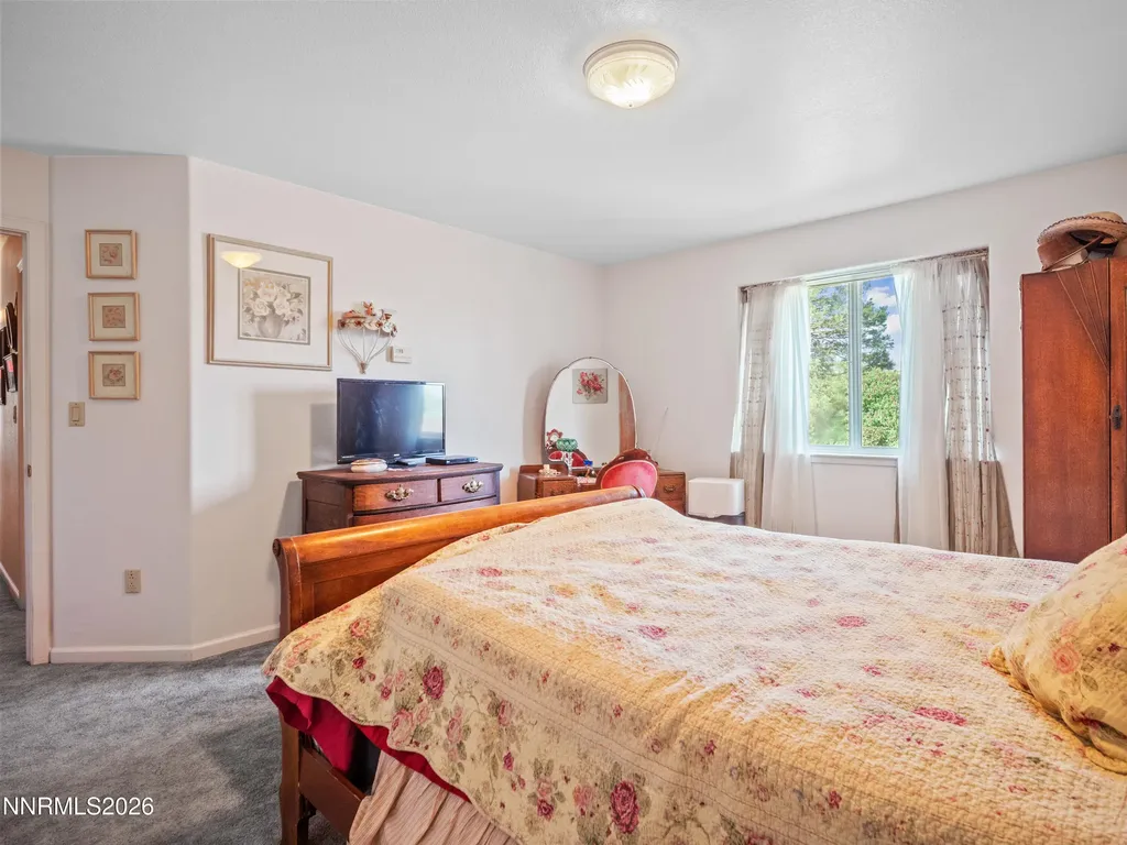 319 Nv-208 Yerington NV 89447