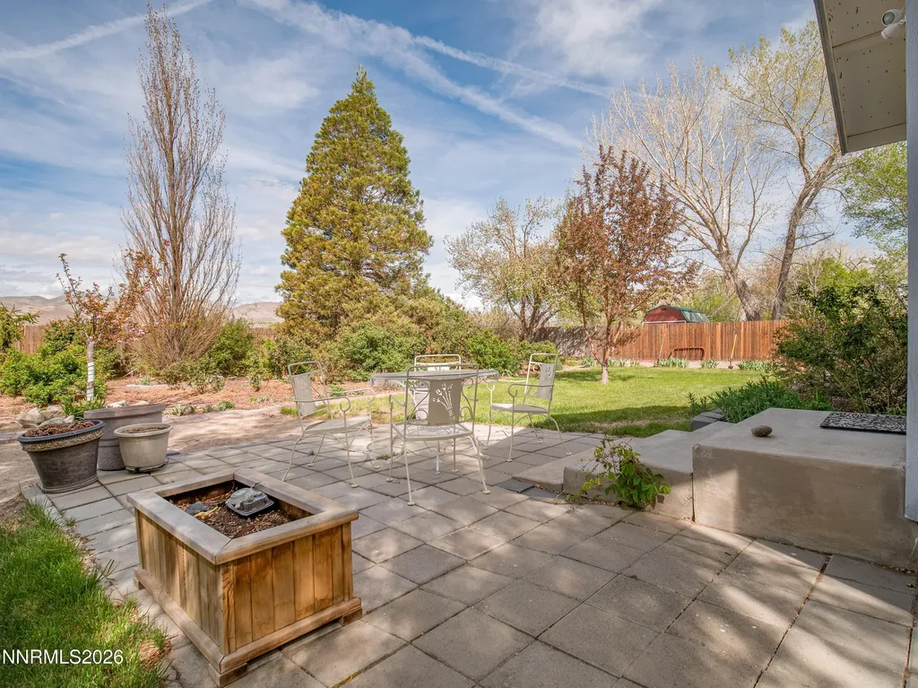 319 Nv-208 Yerington NV 89447