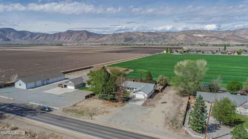 319 Nv-208 Yerington NV 89447