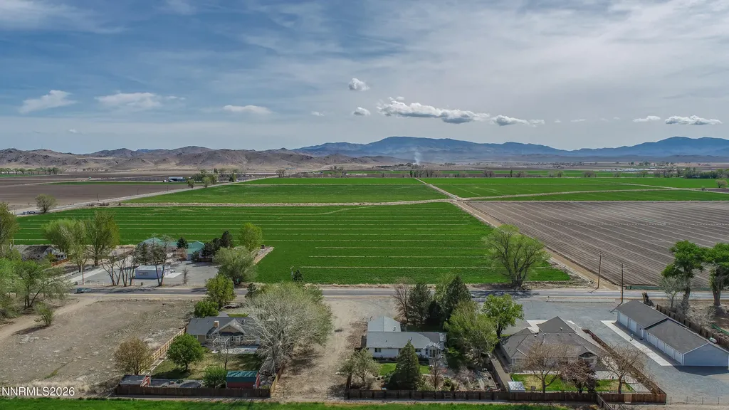319 Nv-208 Yerington NV 89447