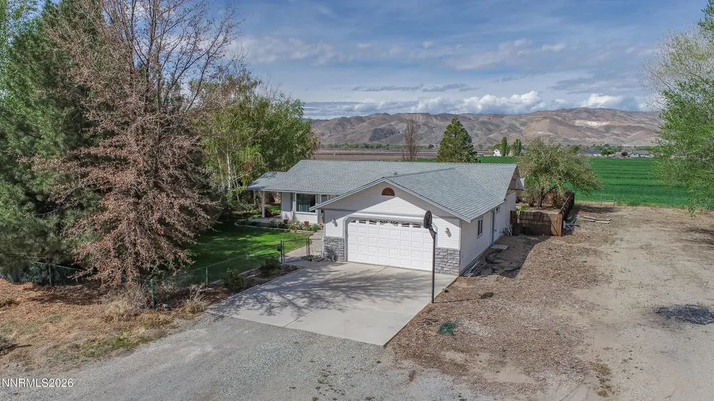 319 Nv-208 Yerington NV 89447