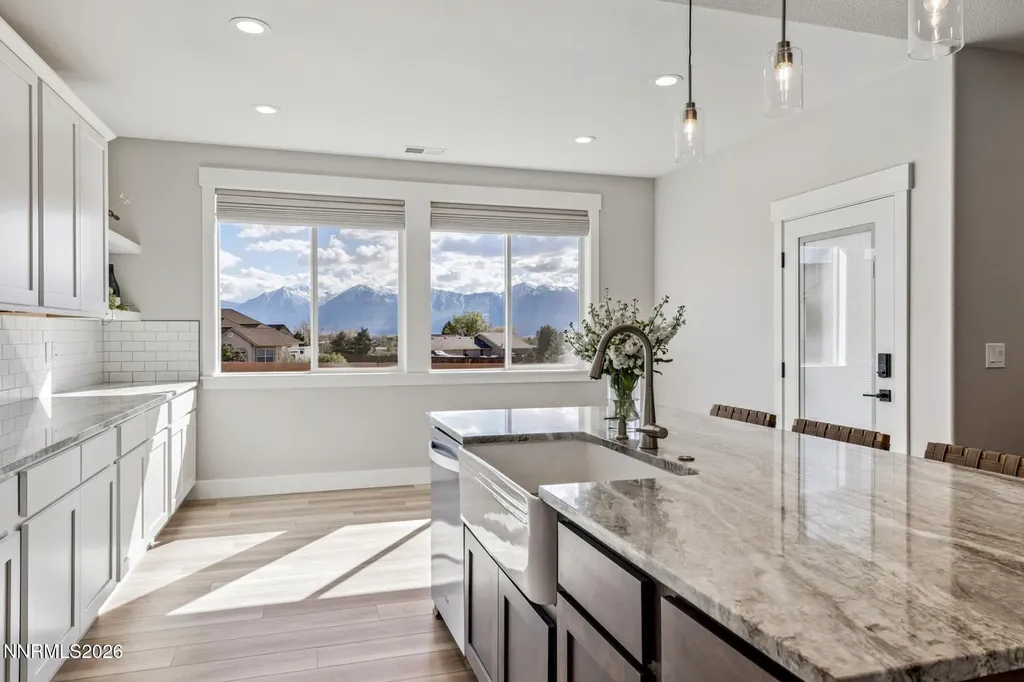 1521 Stephanie Minden NV 89423