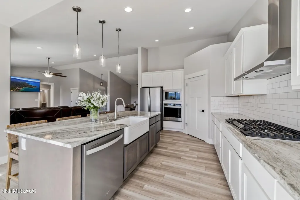 1521 Stephanie Minden NV 89423