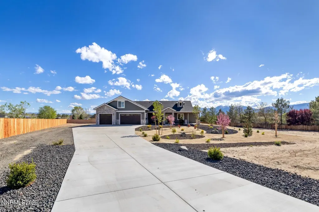 1521 Stephanie Minden NV 89423