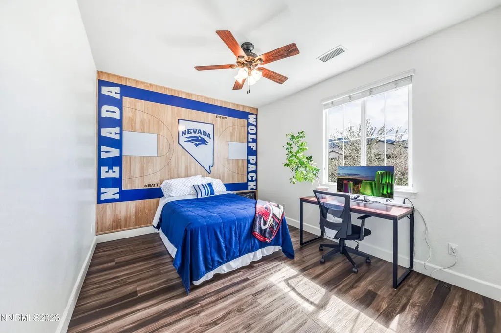 2084 Whitecliff Reno NV 89521