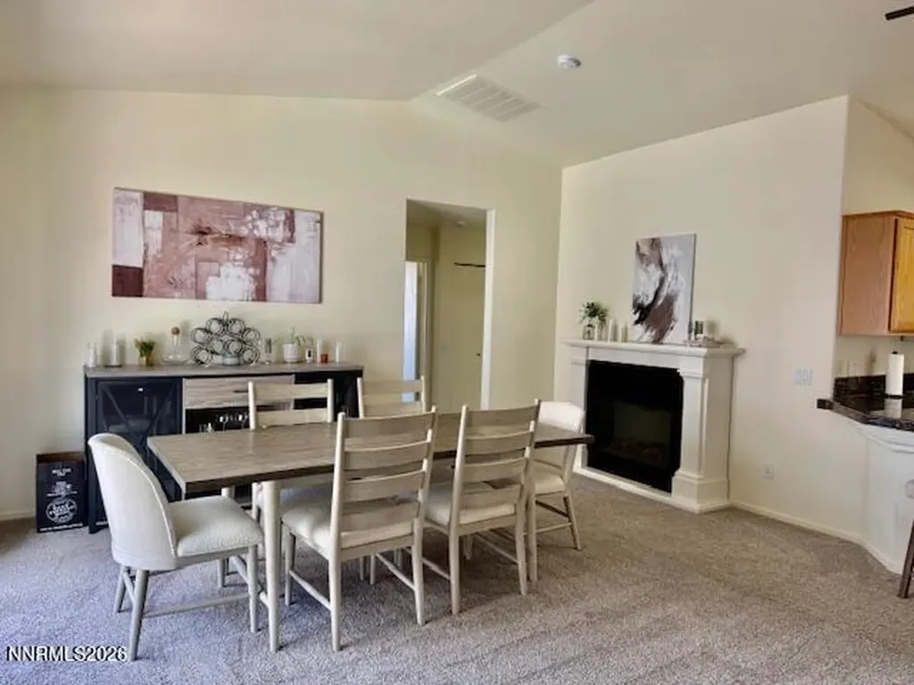 1147 White Oak Loop Minden NV 89423