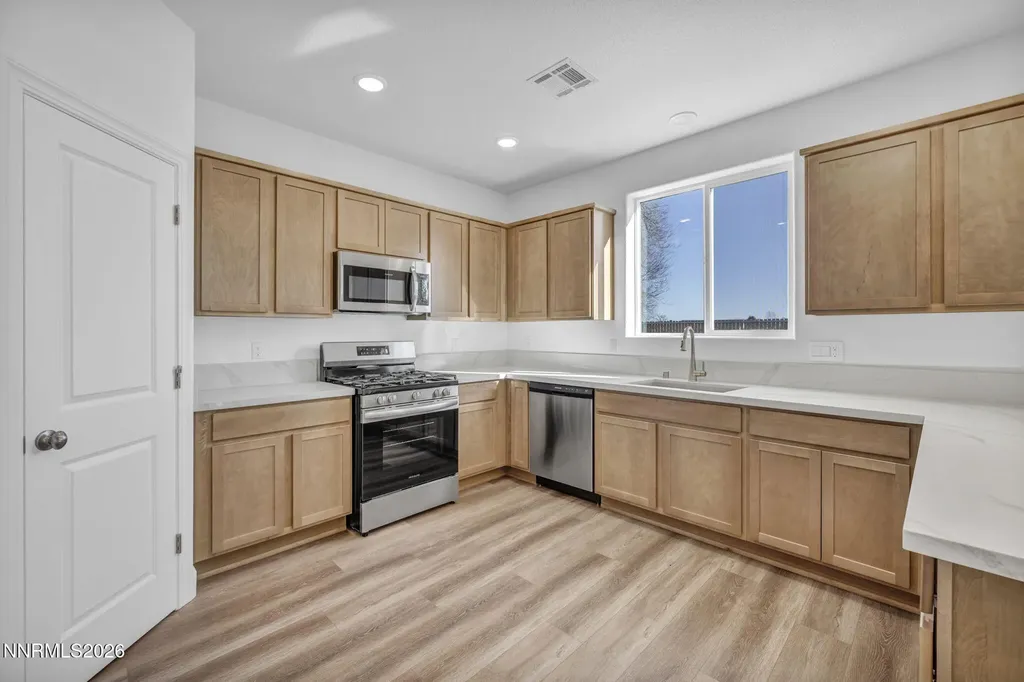 3659 Carson Fernley NV 89408