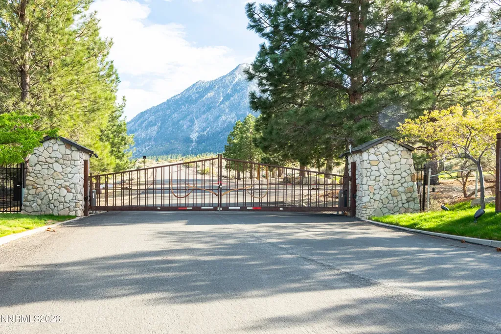 171 Summit Ridge Gardnerville NV 89460