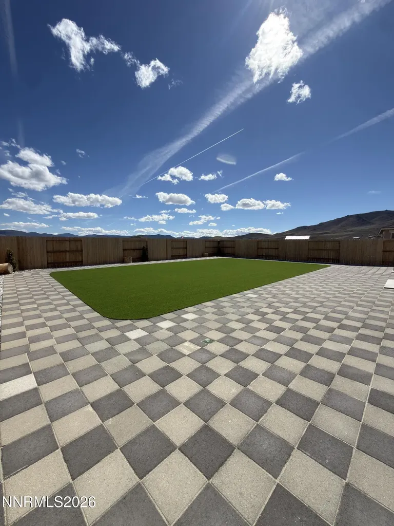 833 Camp Station Dayton NV 89403