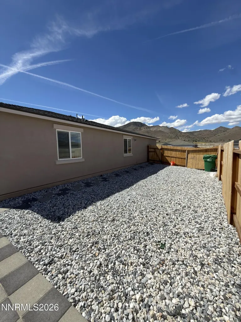 833 Camp Station Dayton NV 89403