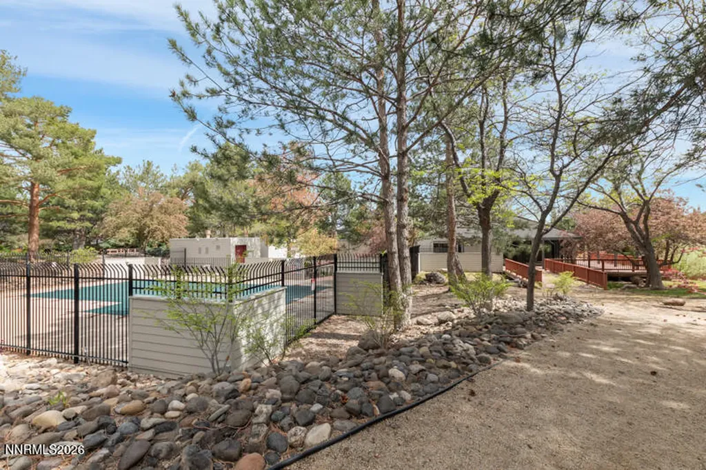 6481 Meadow Hill Reno NV 89519