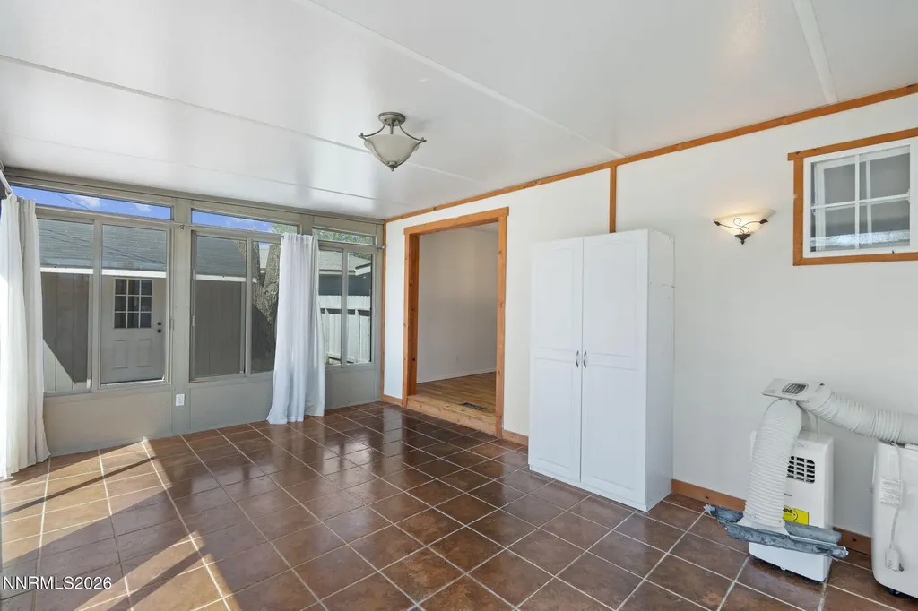 2781 Tiffany Sparks NV 89431