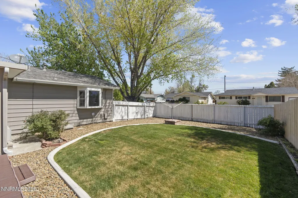 2781 Tiffany Sparks NV 89431