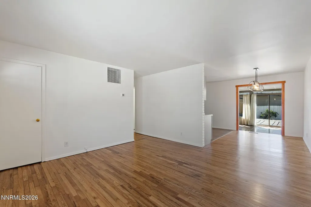 2781 Tiffany Sparks NV 89431