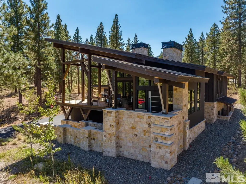 132 Walton Toll Carson City NV 89705