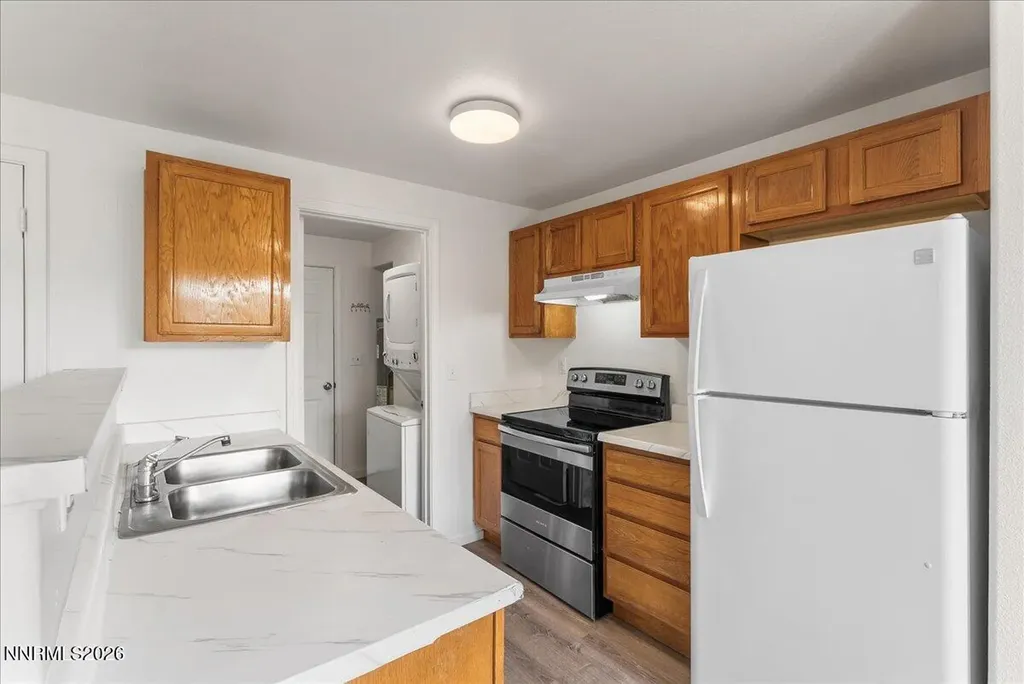 3903-3907 Village Carson City NV 89701