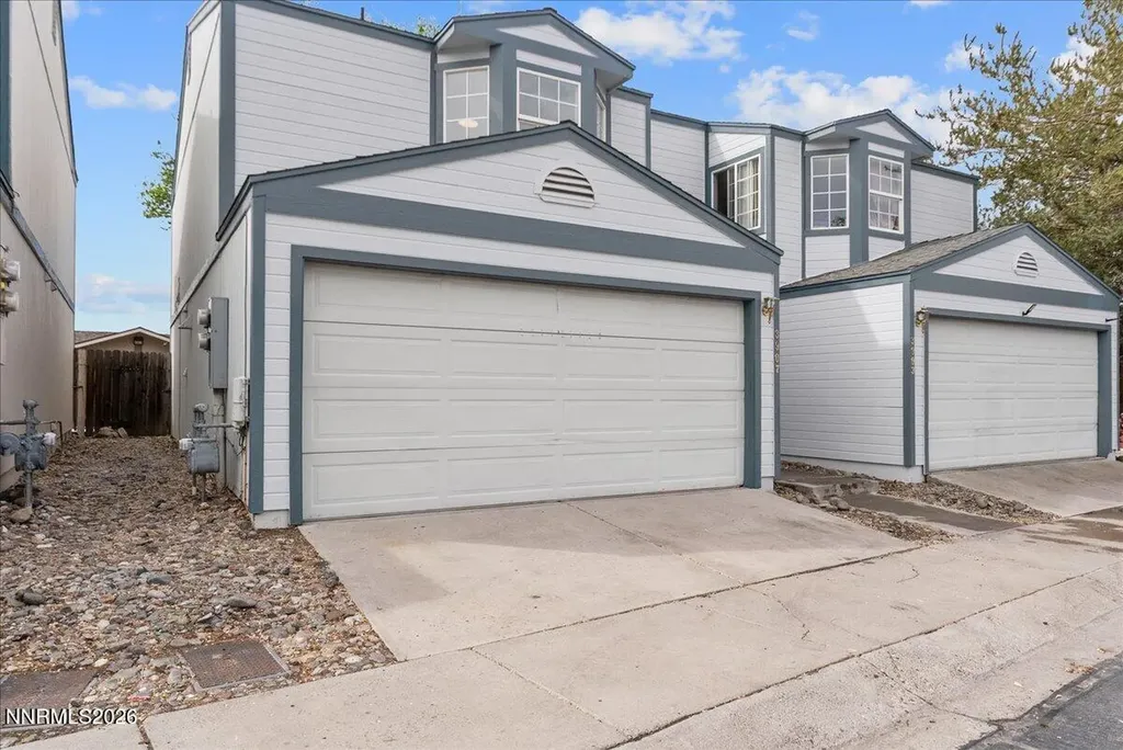 3903-3907 Village Carson City NV 89701