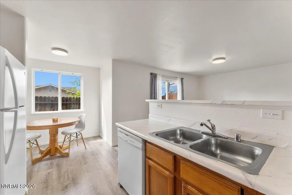 3903-3907 Village Carson City NV 89701