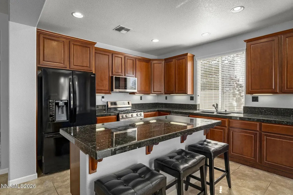 2590 Country Falls Reno NV 89521