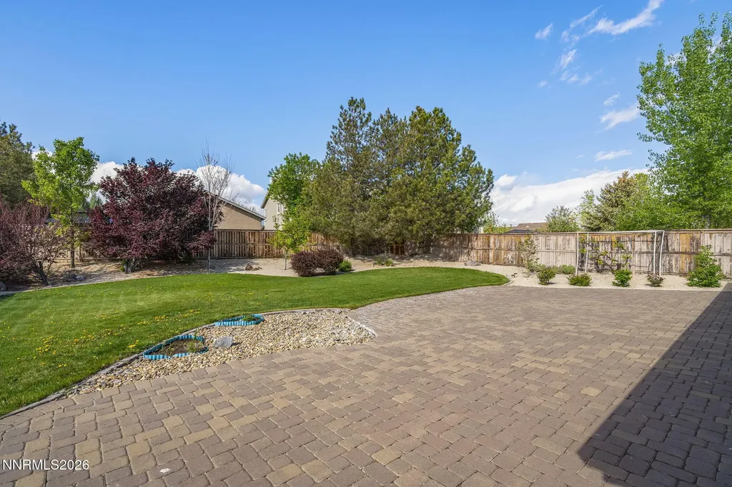 2590 Country Falls Reno NV 89521