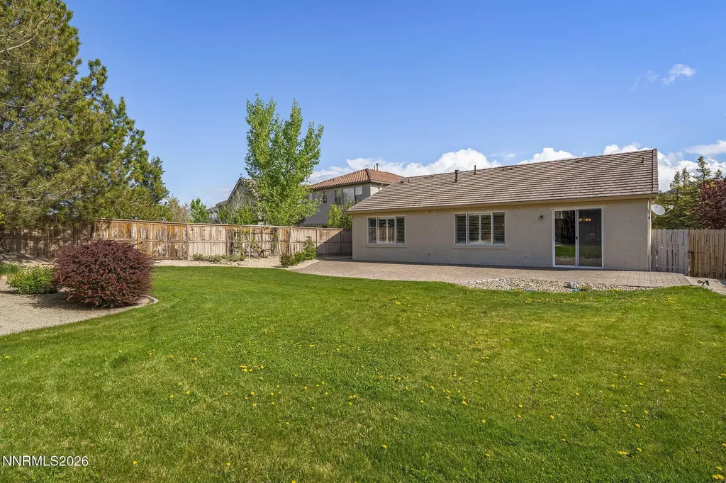 2590 Country Falls Reno NV 89521