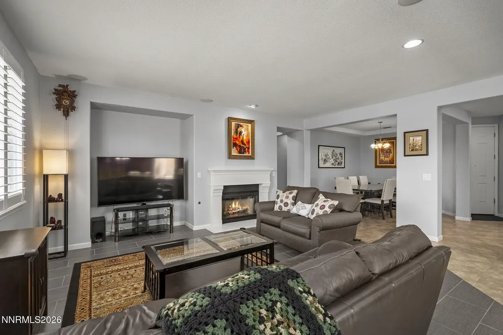 2590 Country Falls Reno NV 89521