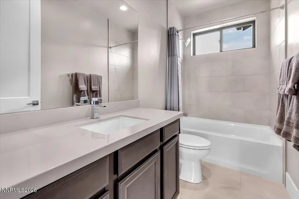 7347 Diamond Oaks Sparks NV 89436