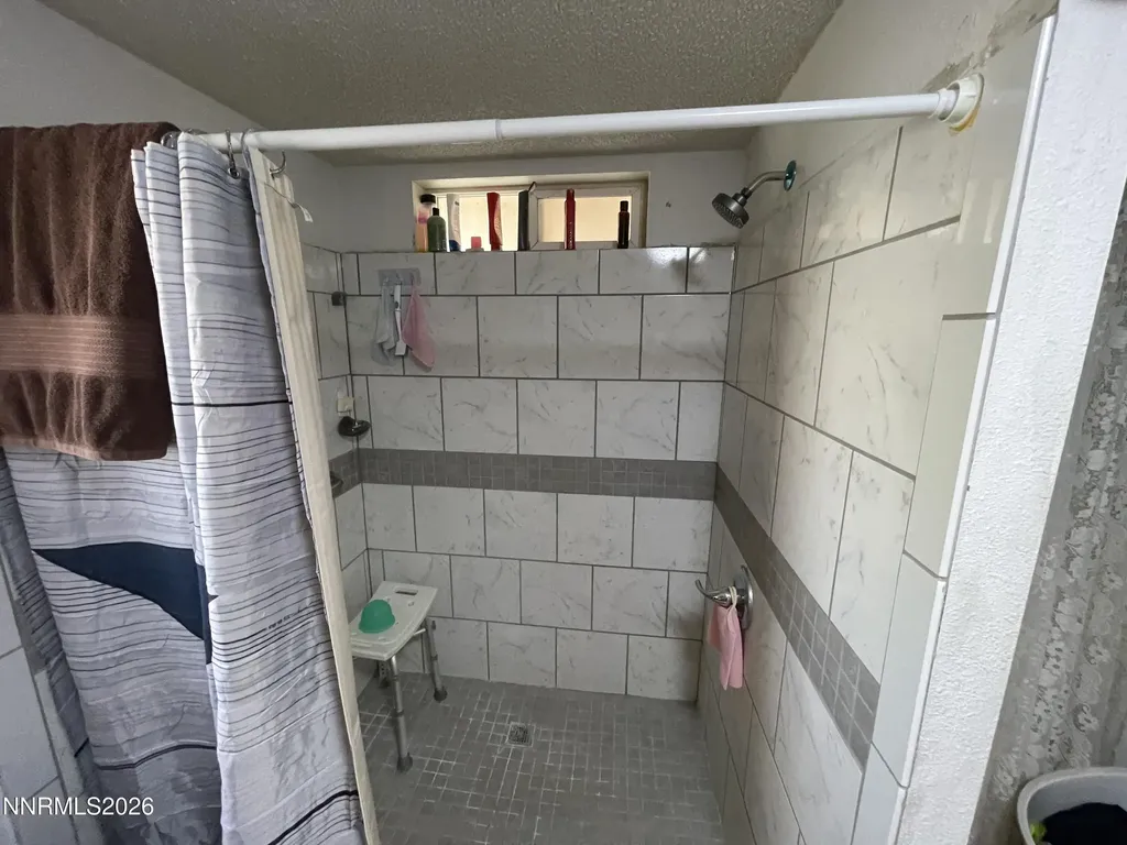 795 16th Lovelock NV 89419