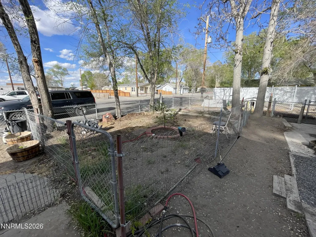 795 16th Lovelock NV 89419