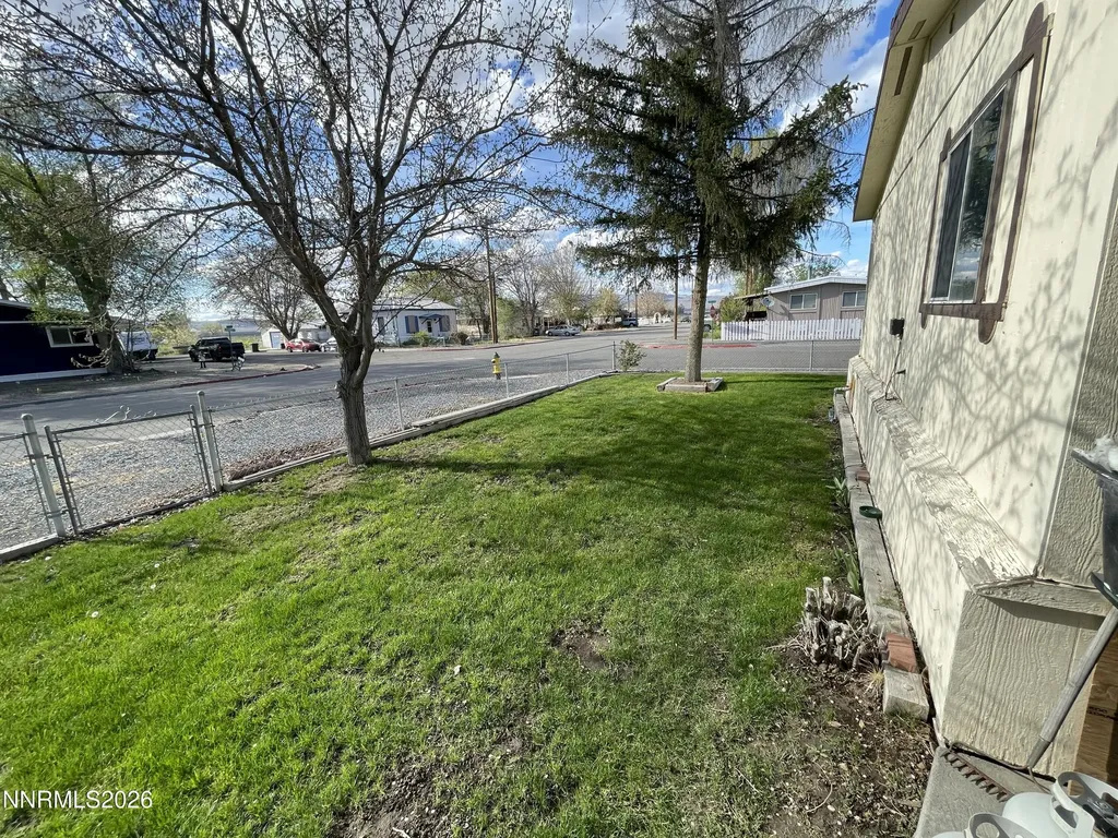 795 16th Lovelock NV 89419