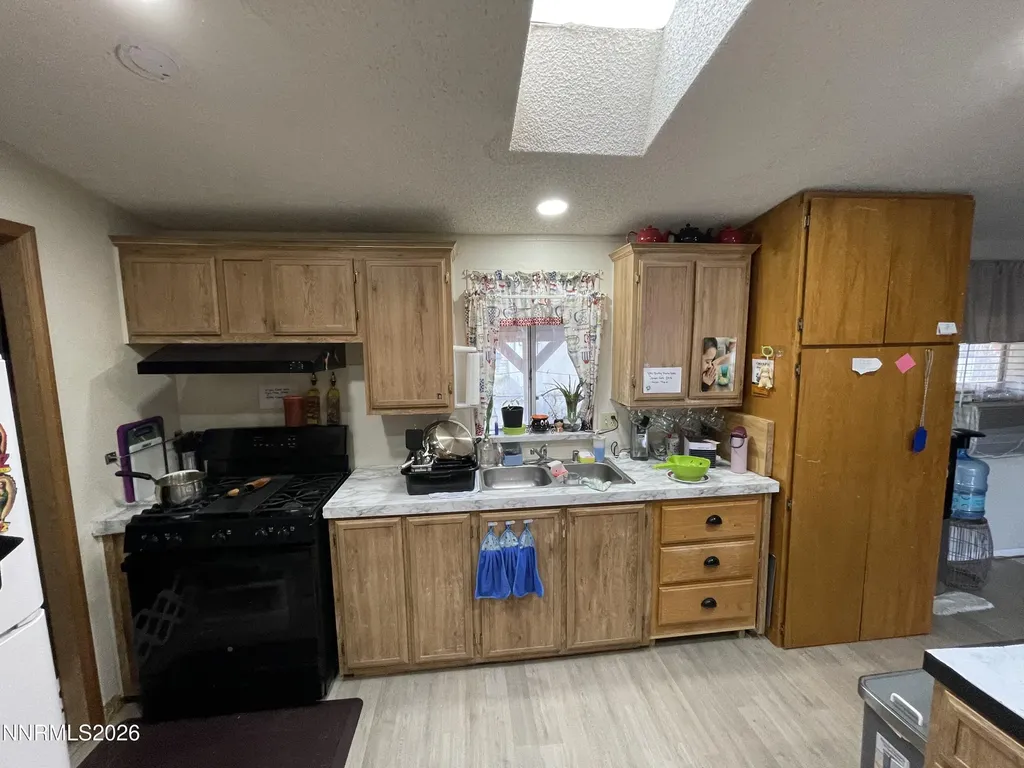 795 16th Lovelock NV 89419
