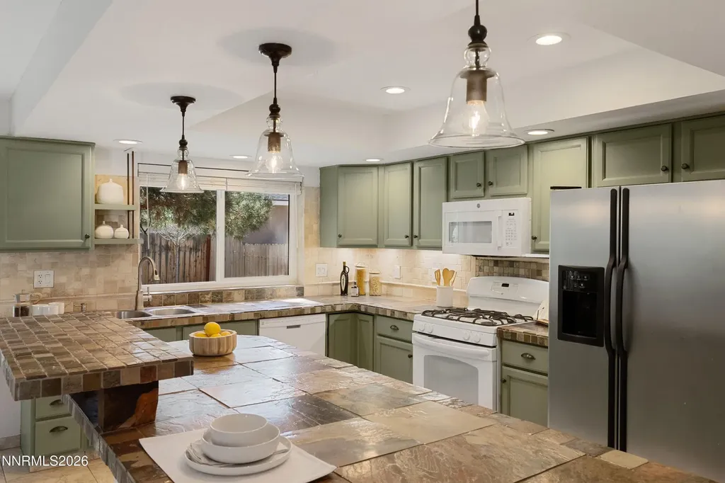 230 Sunlit Spanish Springs NV 89441