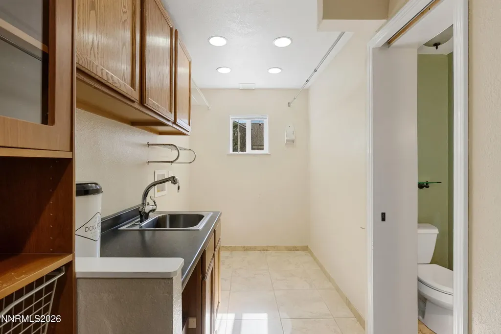230 Sunlit Spanish Springs NV 89441