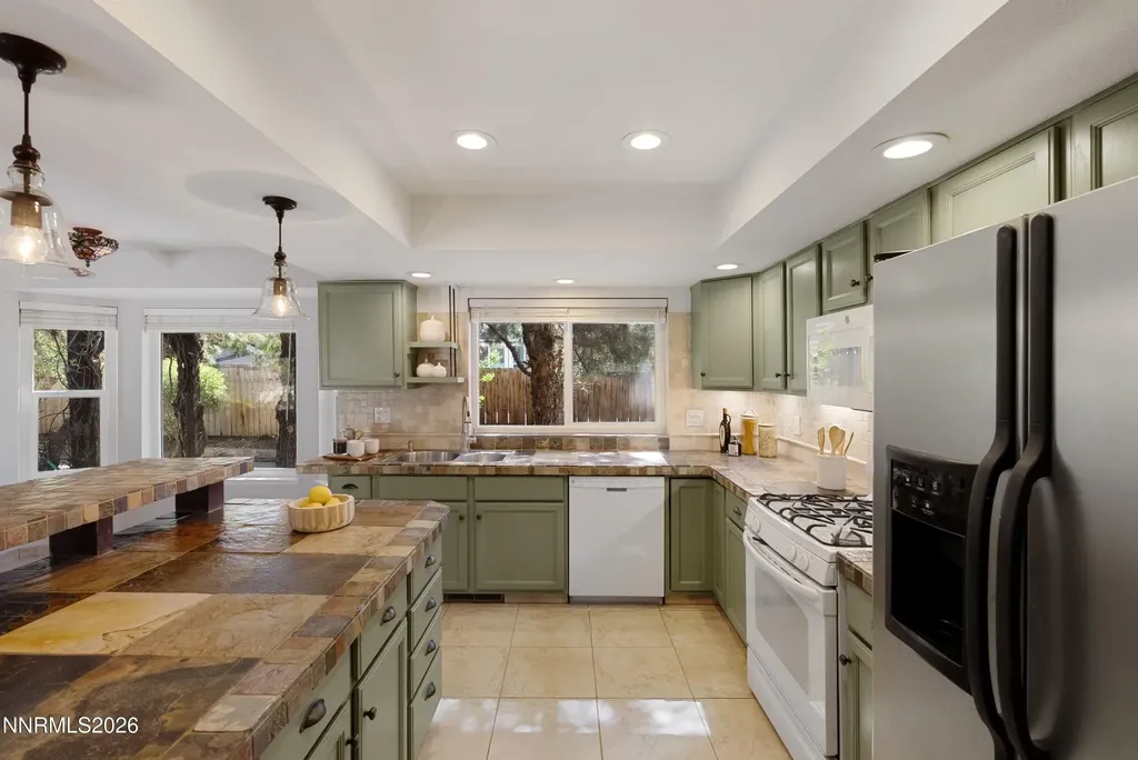 230 Sunlit Spanish Springs NV 89441