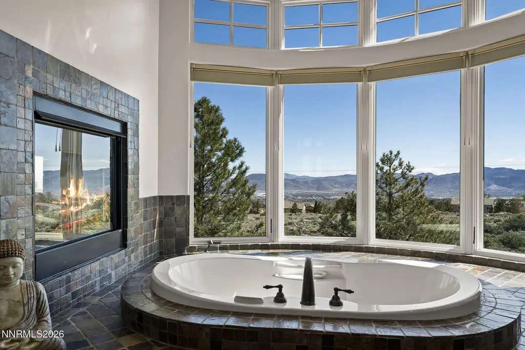 3613 Silver Vista Reno NV 89511