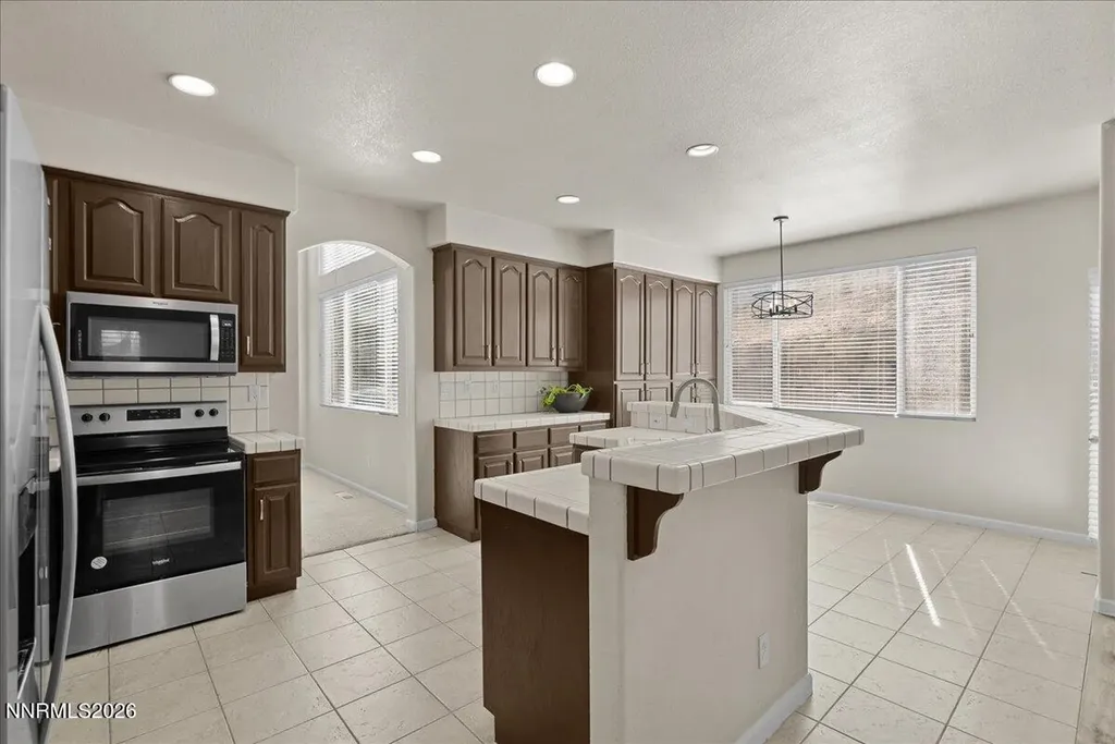 4462 Scott Peak Sparks NV 89436