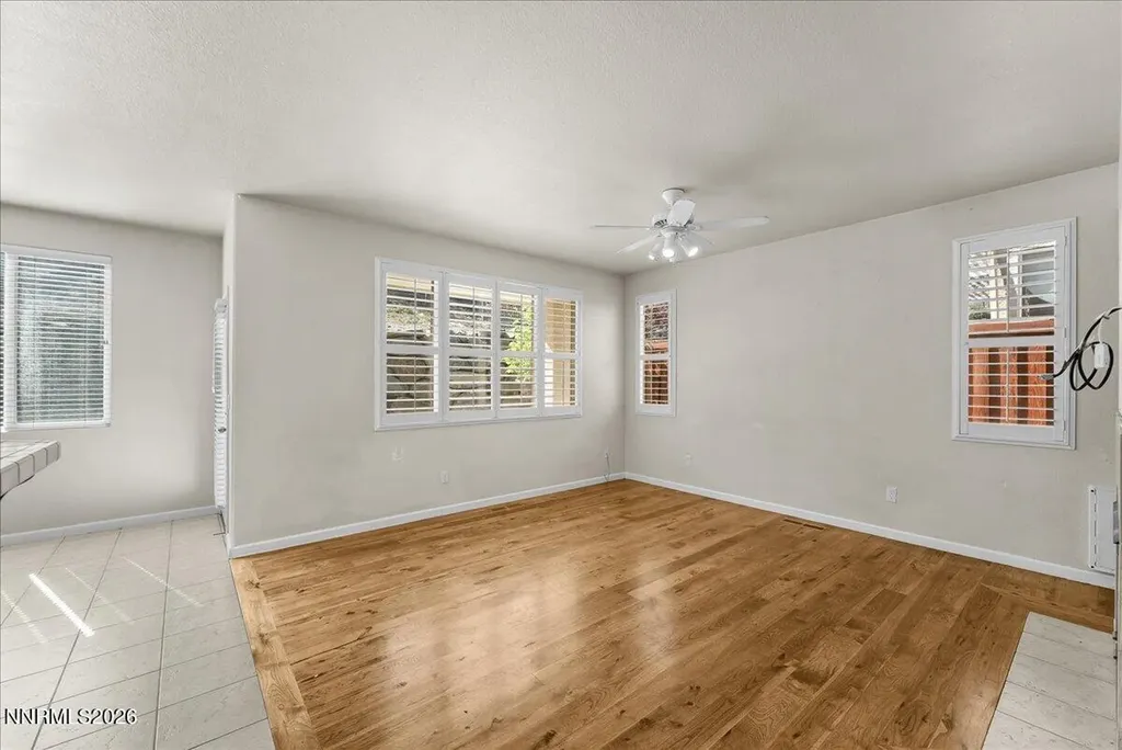 4462 Scott Peak Sparks NV 89436