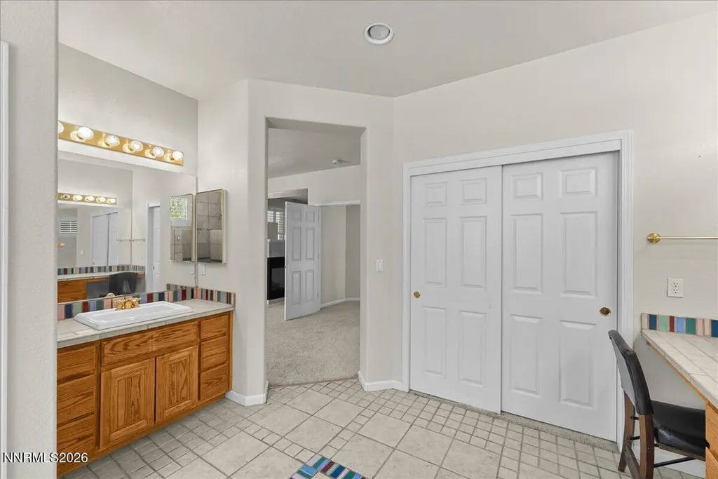 4462 Scott Peak Sparks NV 89436