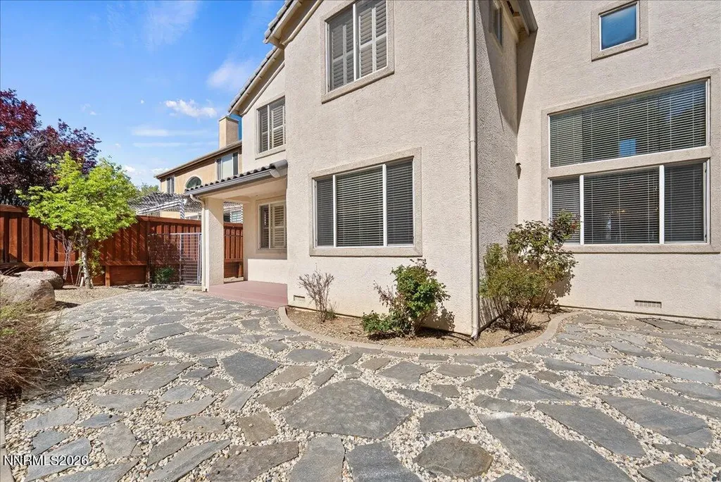 4462 Scott Peak Sparks NV 89436