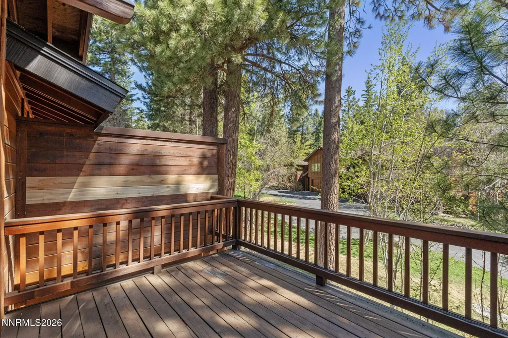 929 Northwood Incline Village NV 89451