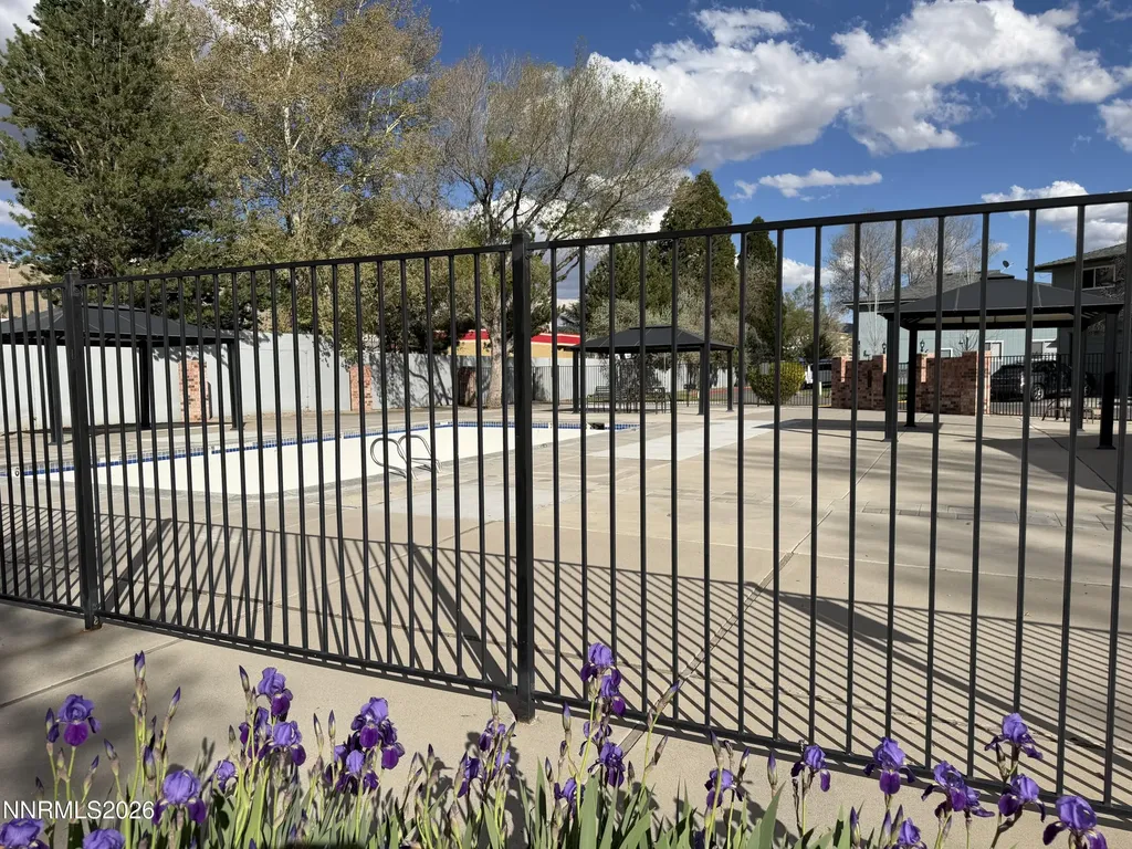 682 Pine Meadows Sparks NV 89431